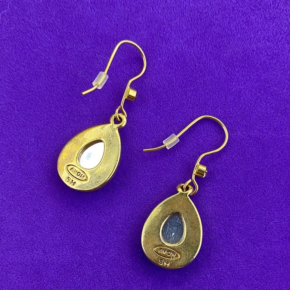 💛 Y2K Avon Gold Teardrop Earrings - Picture 3 of 3
